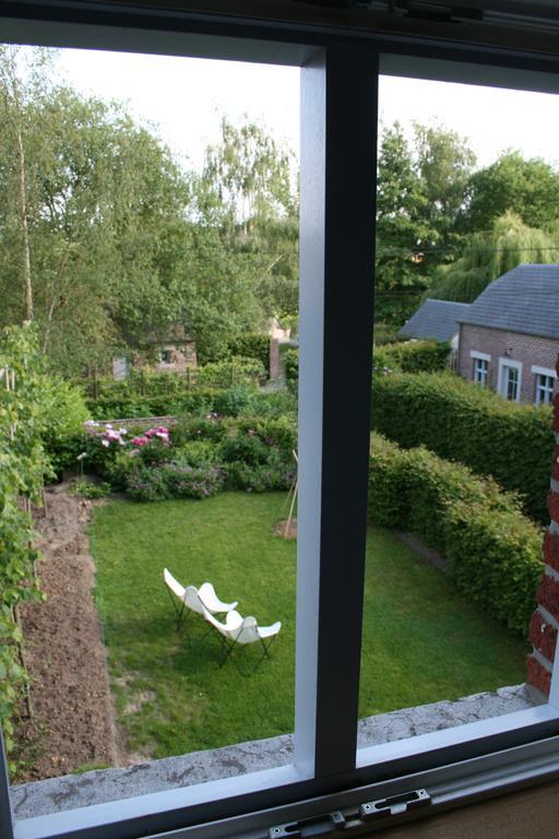 B&B La Chambre D'A Cote Aische-en-Refail Rum bild