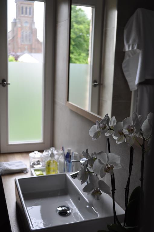B&B La Chambre D'A Cote Aische-en-Refail Rum bild